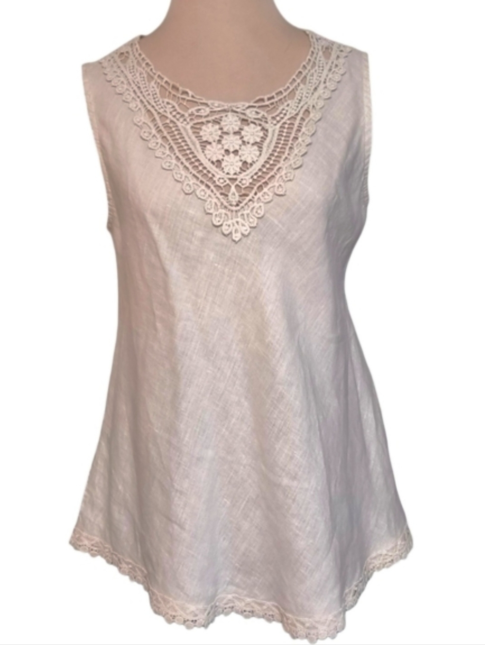 Women's Sleeveless Crochet Trim Linen Blend Tank Top - White